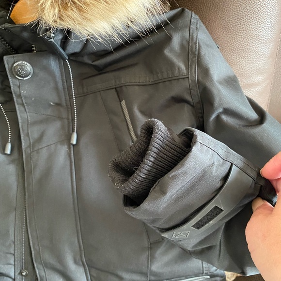 Winter Jacket - Picture 5 of 7